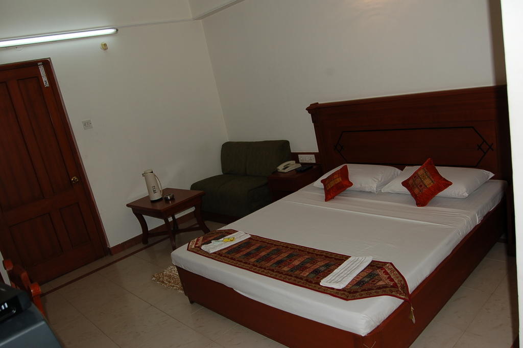 Hotel Kanishka Phg Bangalore Quarto foto